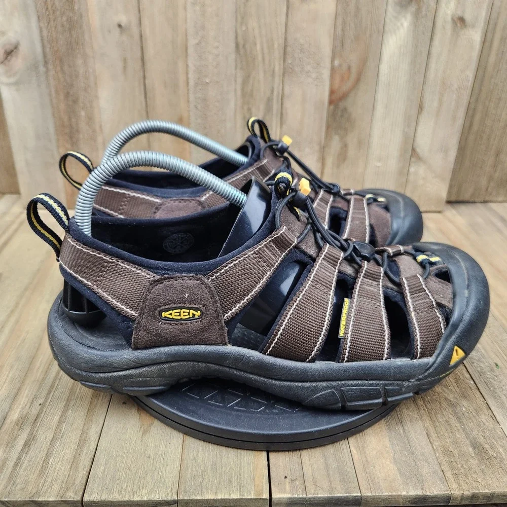 Keen Newport H2 Hiking Sport Sandals Mens Size 11 EU 44.5 Brown Waterproof